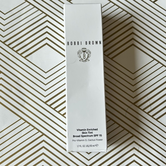 BOBBI BROWN Spf 15 Vitamin Enriched Skin Tint GOLDEN WARM BEIGE - Picture 5 of 10